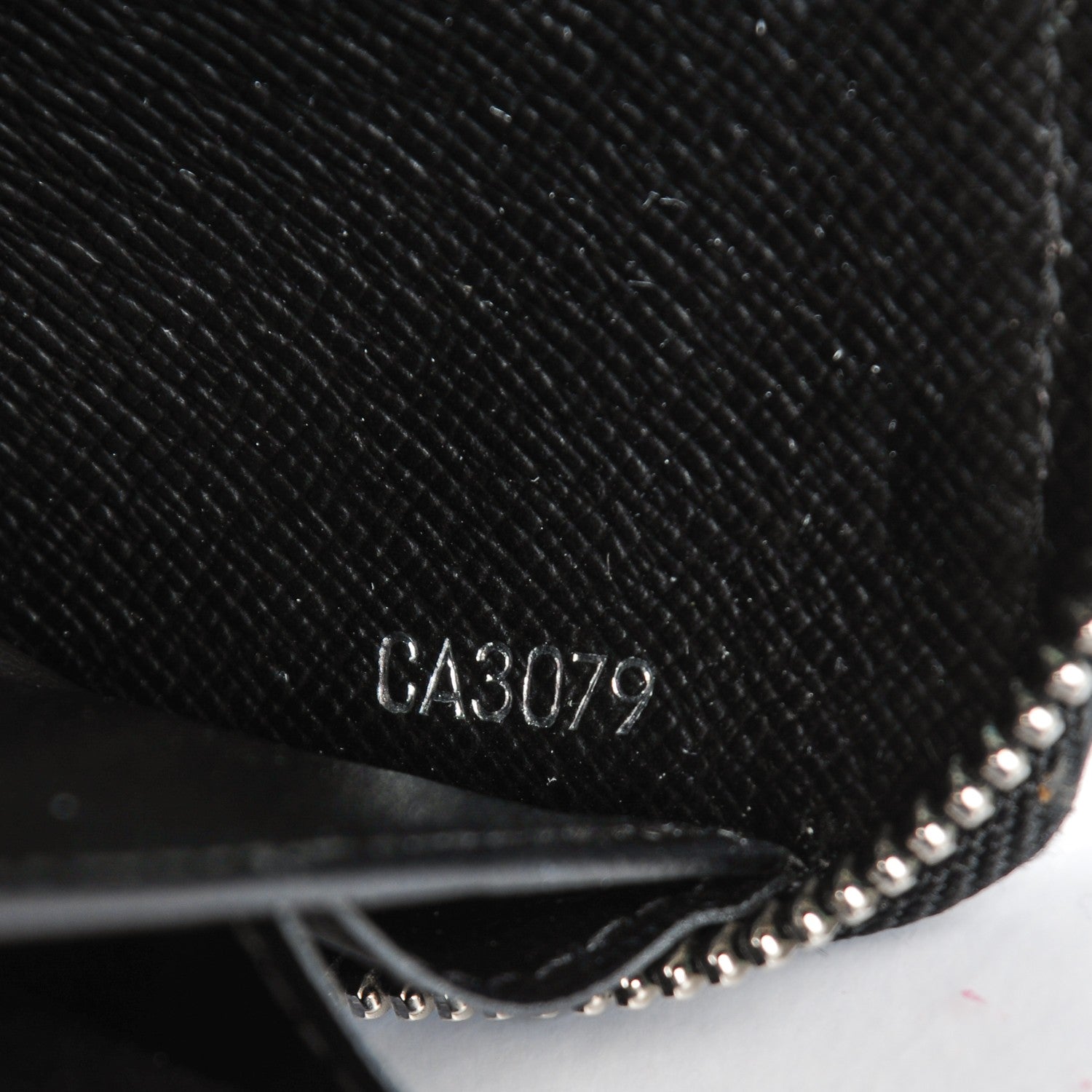 Louis Vuitton Electric Epi Zippy Wallet Black 7 of 7