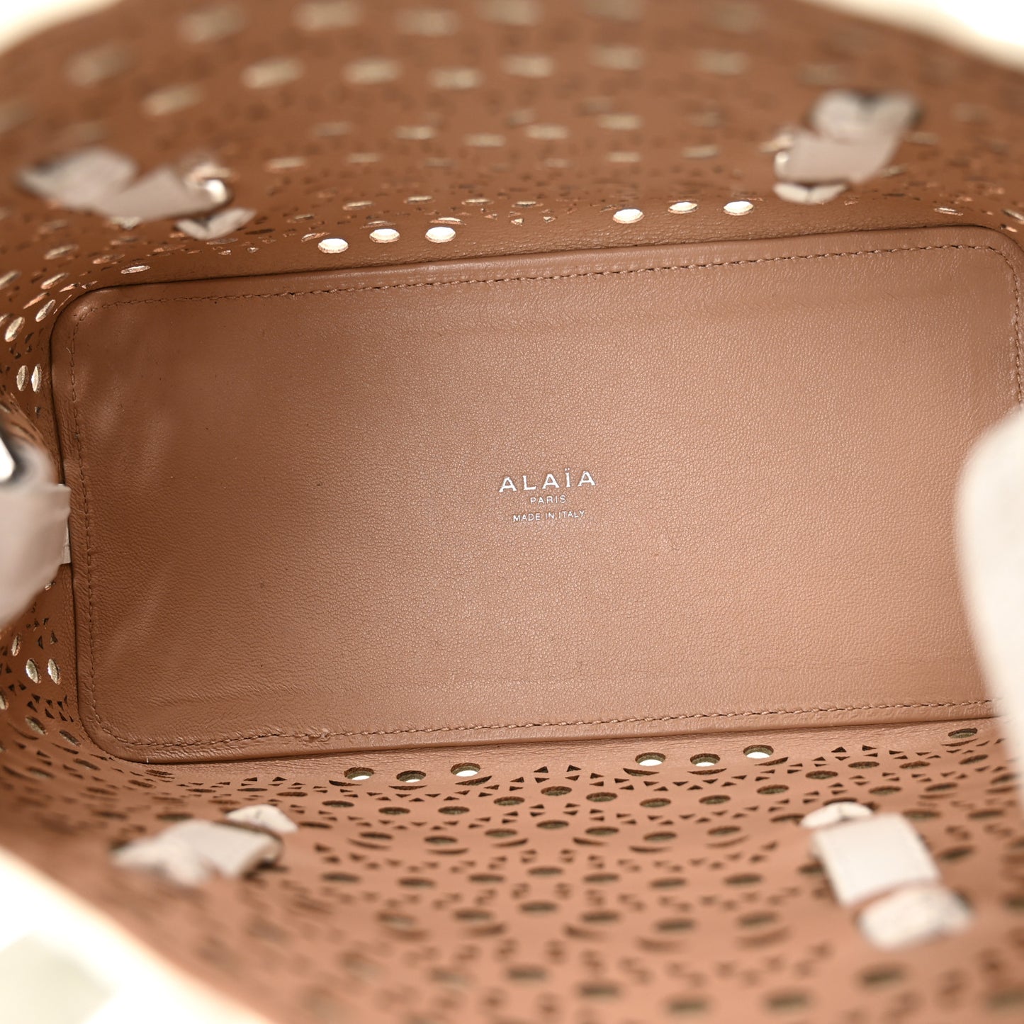 Calfskin Vienne Wave Mina 20 Bag Blanc Optique