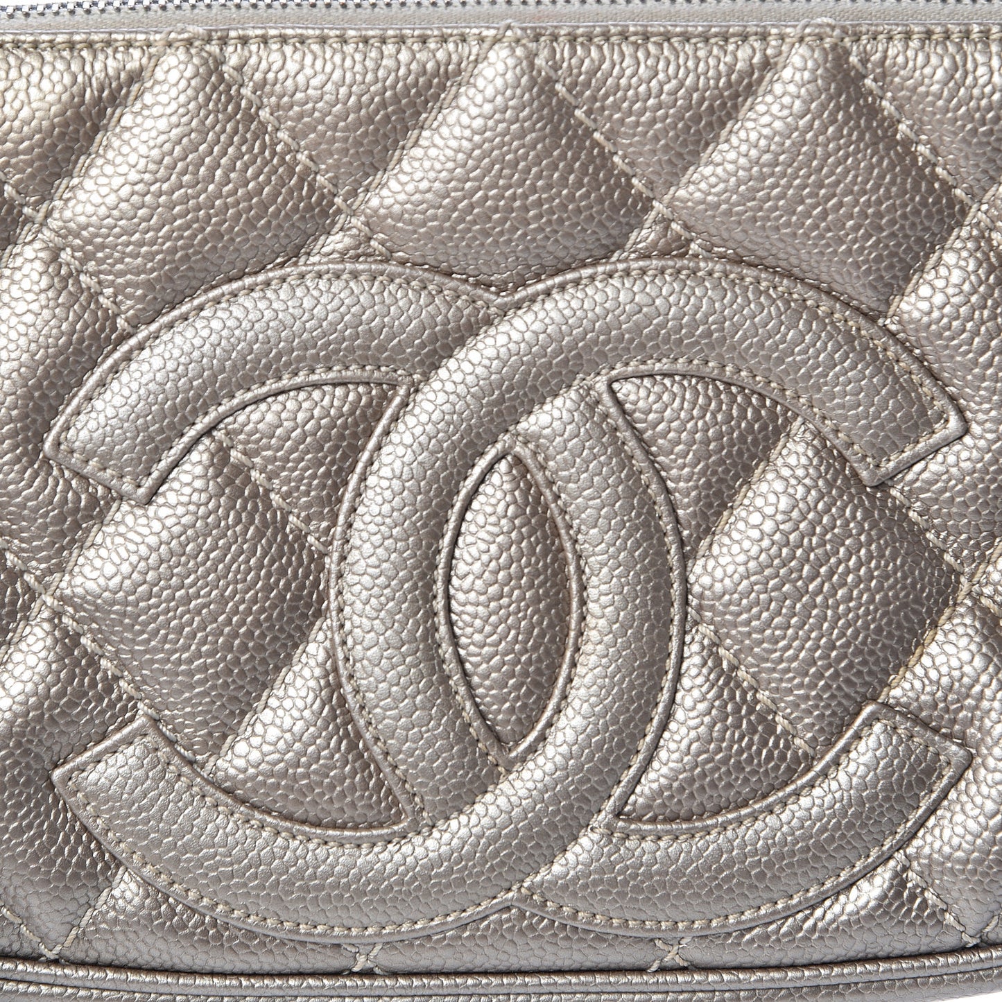 Metallic Caviar Quilted Timeless CC Shoulder Bag Light Gold