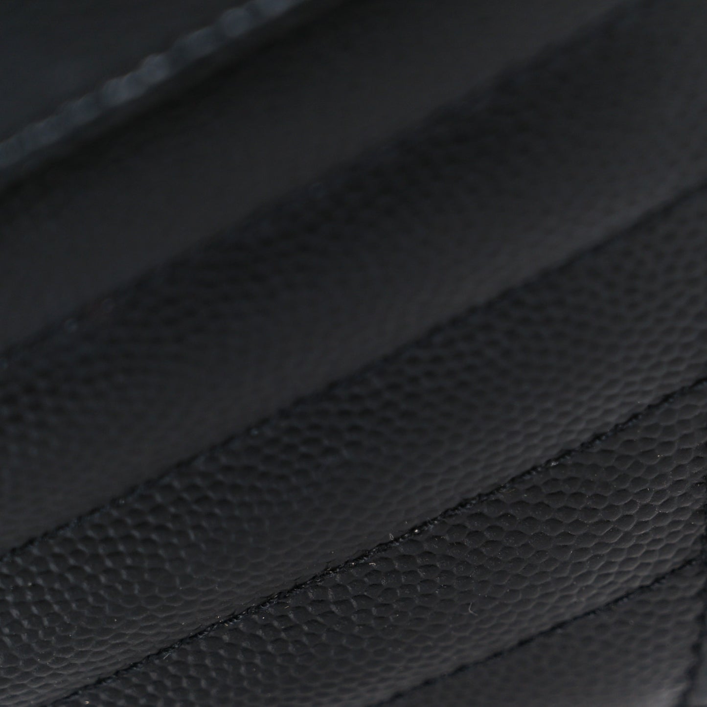 Grain De Poudre Matelasse Chevron Monogram Chain Wallet Black