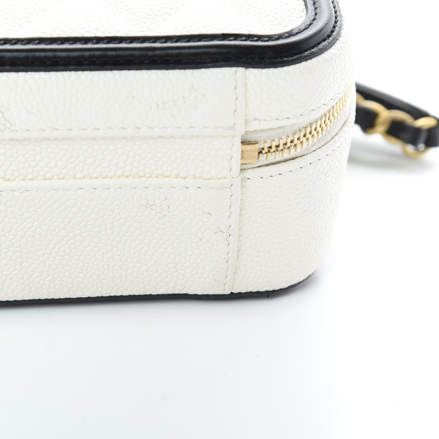 Chanel Caviar Quilted Medium CC Filigree Vanity Case White Black 14 of 16