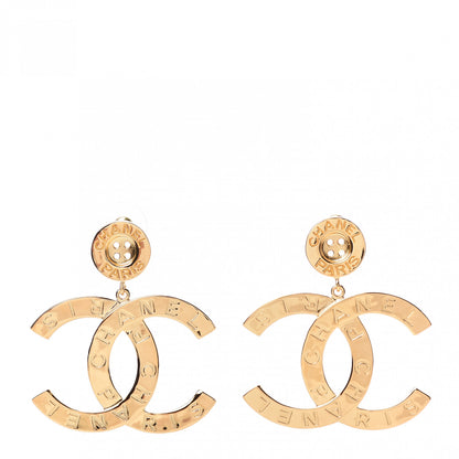 Chanel Metal Large Paris Button Earrings Gold 1 of 5