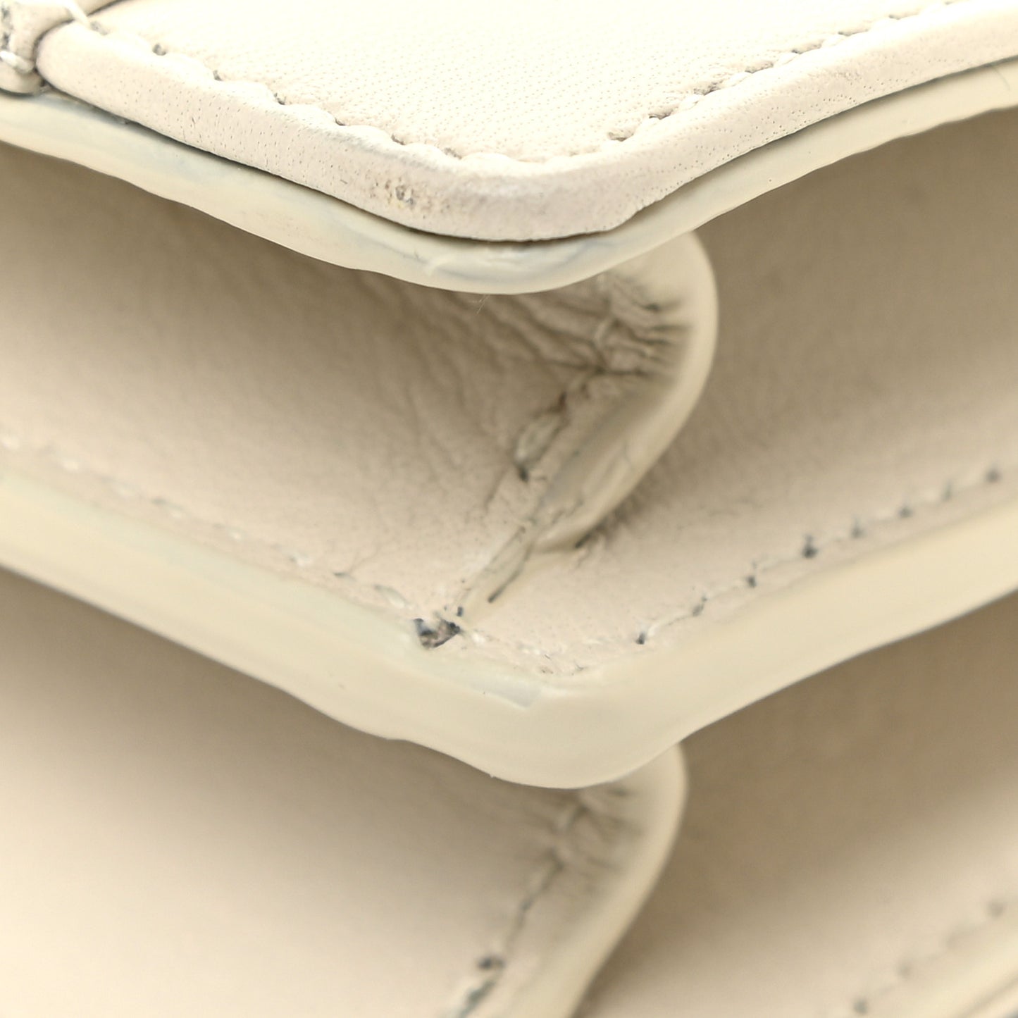 Lambskin Quilted Mini Gaby Satchel Blanc Vintage