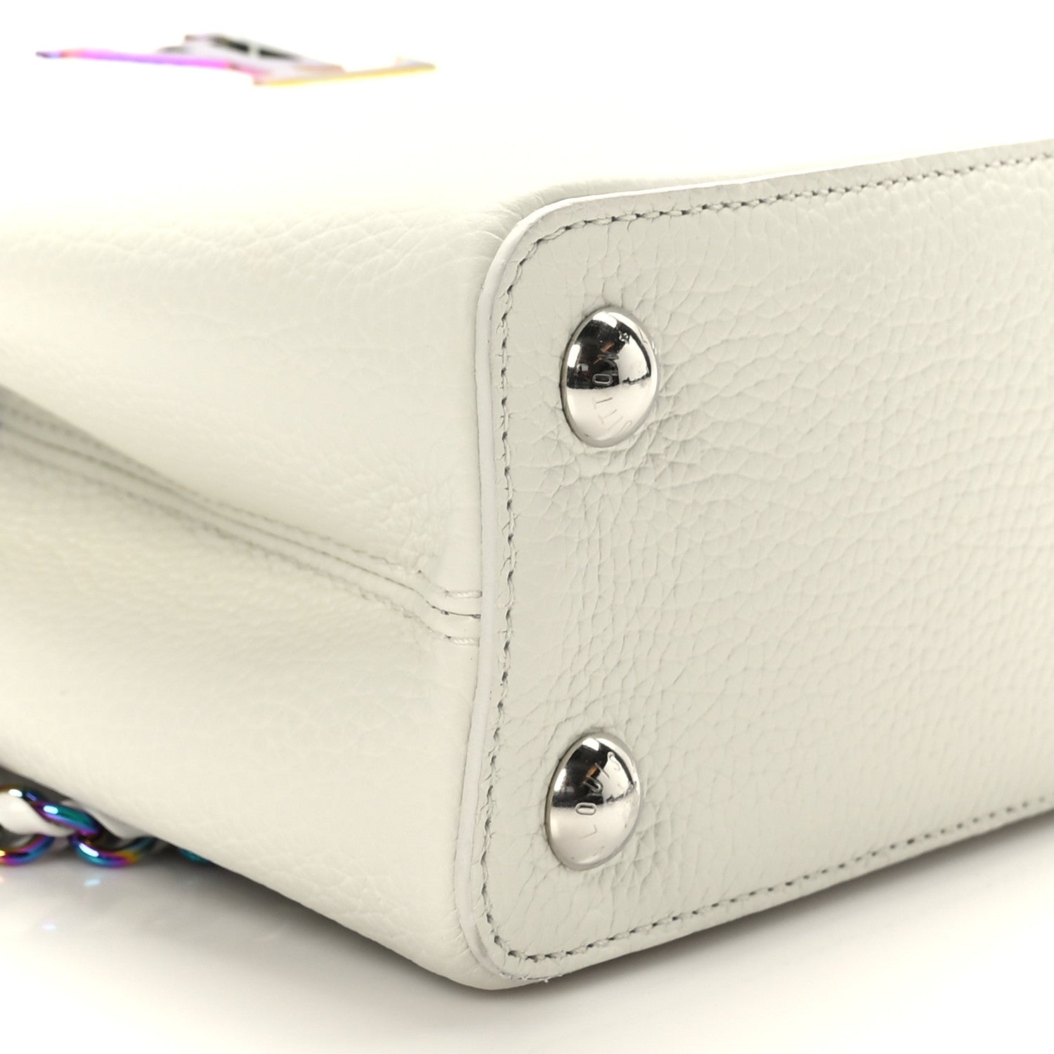 Louis Vuitton Taurillon Braided Chain Capucines BB Snow 7 of 8
