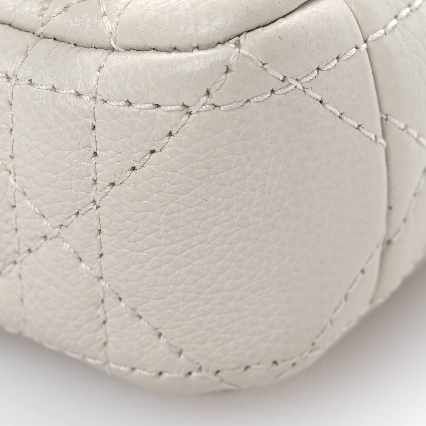 Supple Calfskin Cannage Caro Pouch with Chain Latte