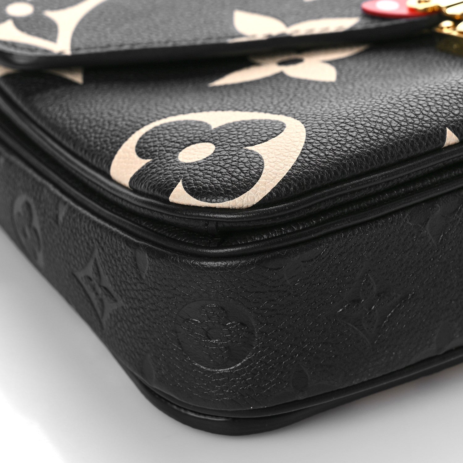Louis Vuitton Empreinte Monogram Giant Crafty Pochette Metis Black Creme 7 of 8