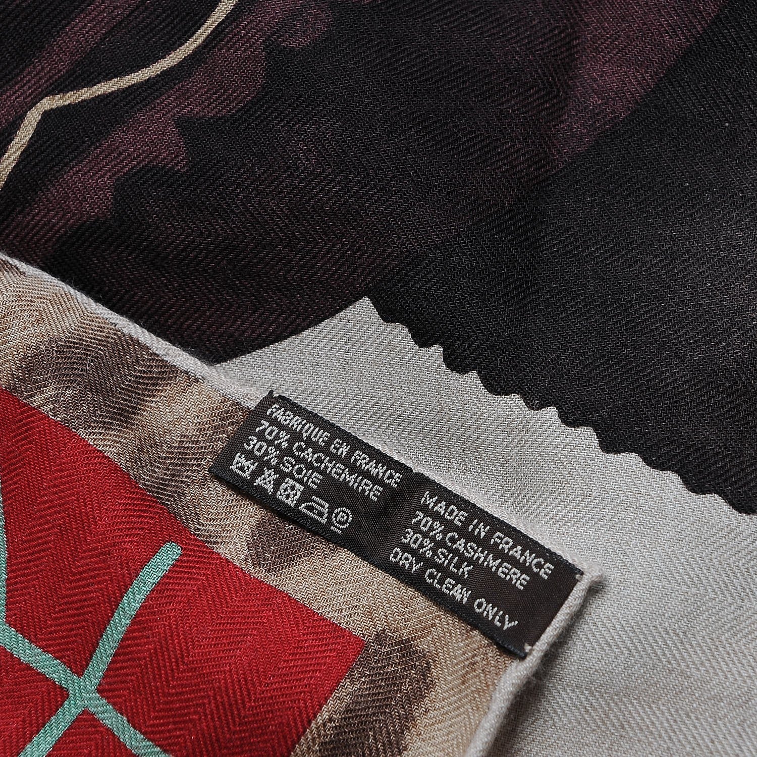 Hermes Cashmere Silk Selle d'Officier En Grande Tenue Shawl 140 Naturel Marron Rouge 5 of 5