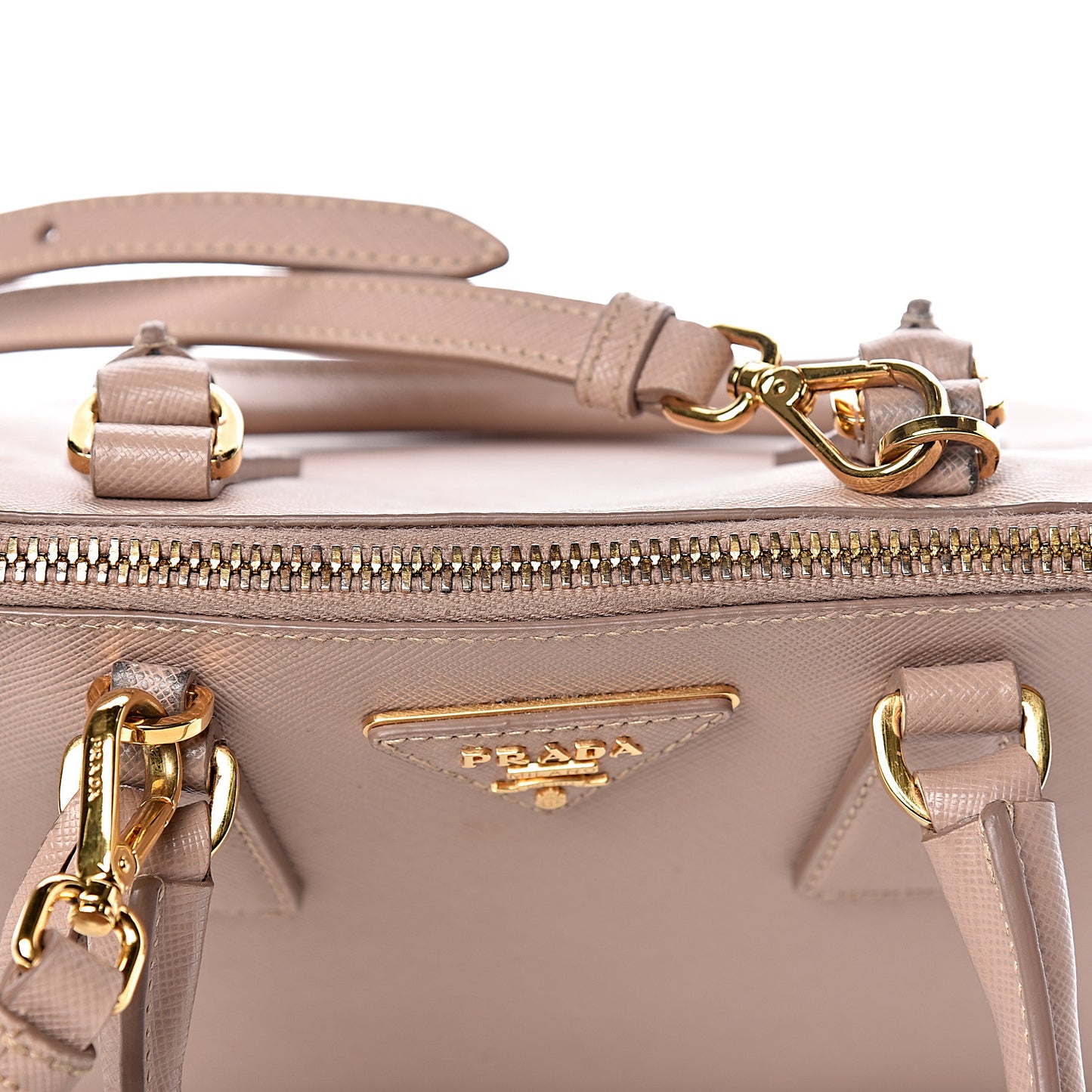 Saffiano Lux Small Promenade Tote Cammeo