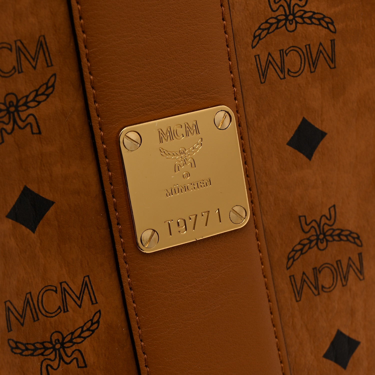 MCM Visetos Medium Liz Reversible Shopper Tote Cognac 10 of 16