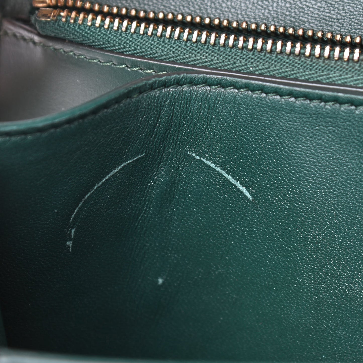 Box Calfskin Classic Box Medium Flap Bag Amazone