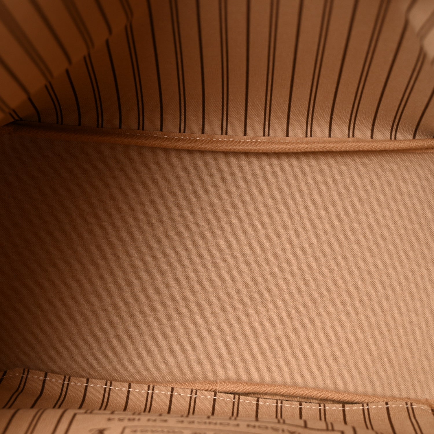 Louis Vuitton Monogram Neo Neverfull MM MM 5 of 9