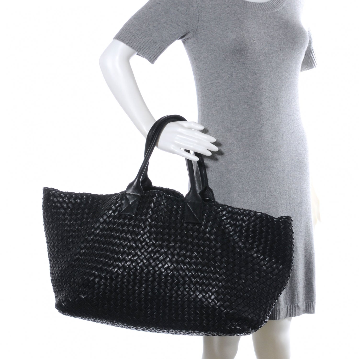 Bottega Veneta Woven Intrecciato Large Cabat Tote Black 2 of 9