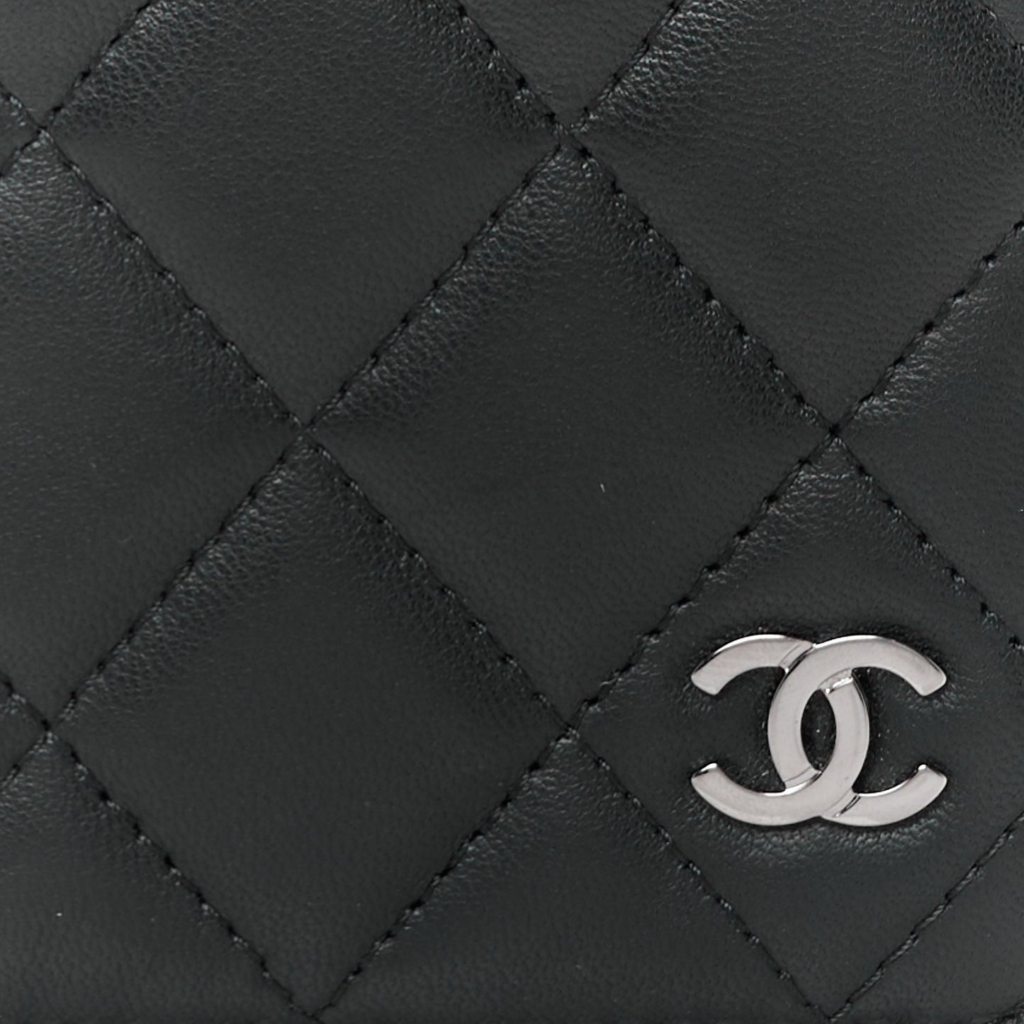 Lambskin Quilted Small Agenda Cover Black