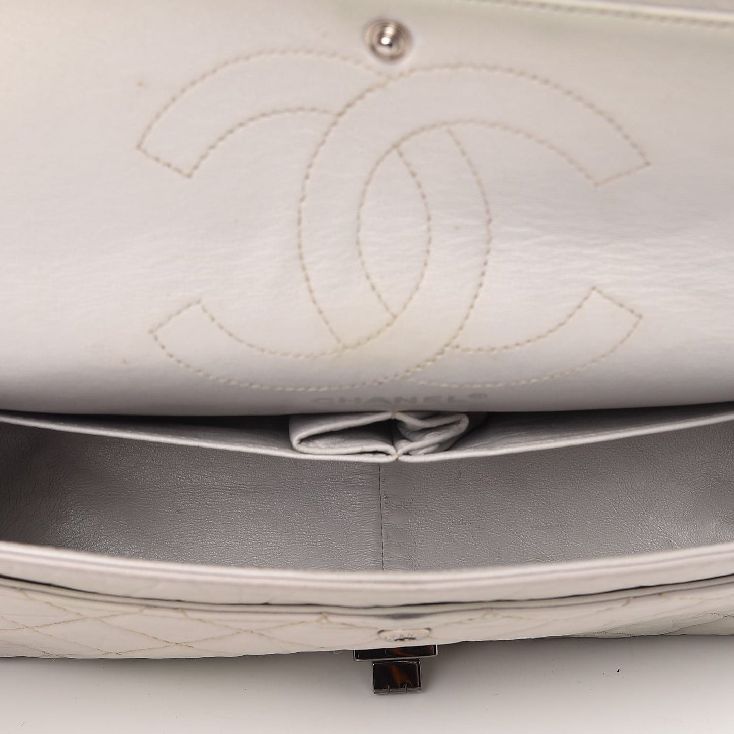 Aged Calfskin 2.55 Reissue 226 Flap White