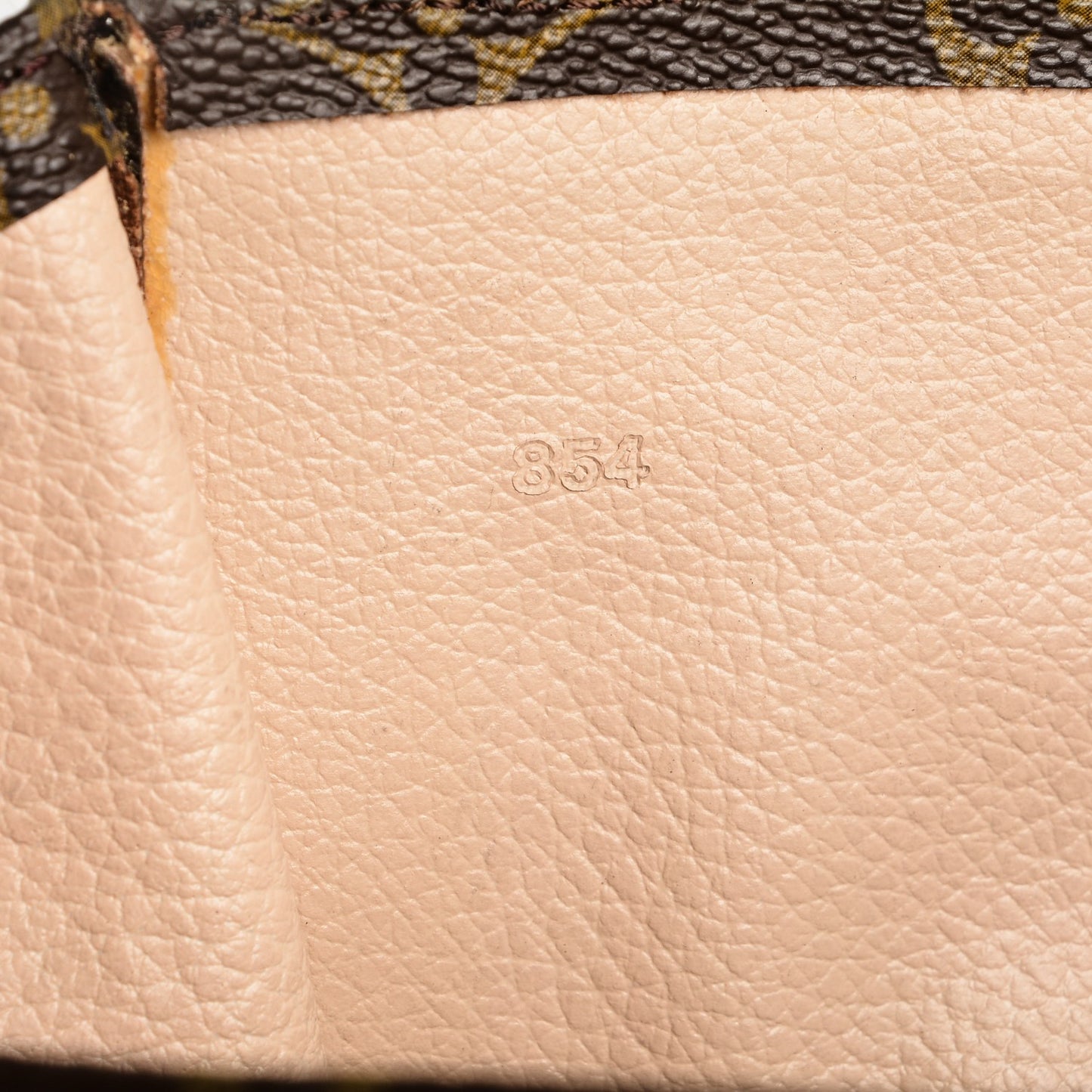 Monogram Sac Plat