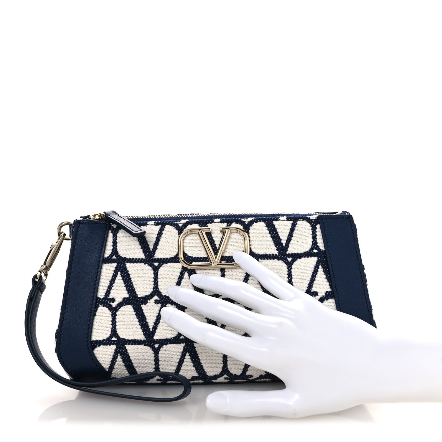 Valentino Garavani Toile Iconographe Cotton Medium Vlogo Wristlet Cosmetic Case White Worker 2 of 11