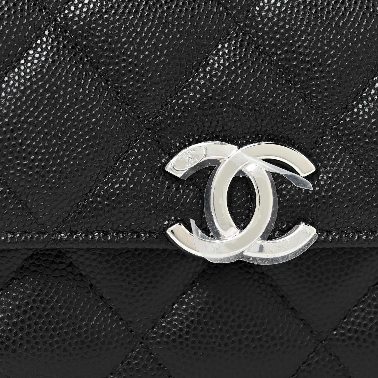 Caviar Quilted Pick Me Up Clutch With Chain Black
