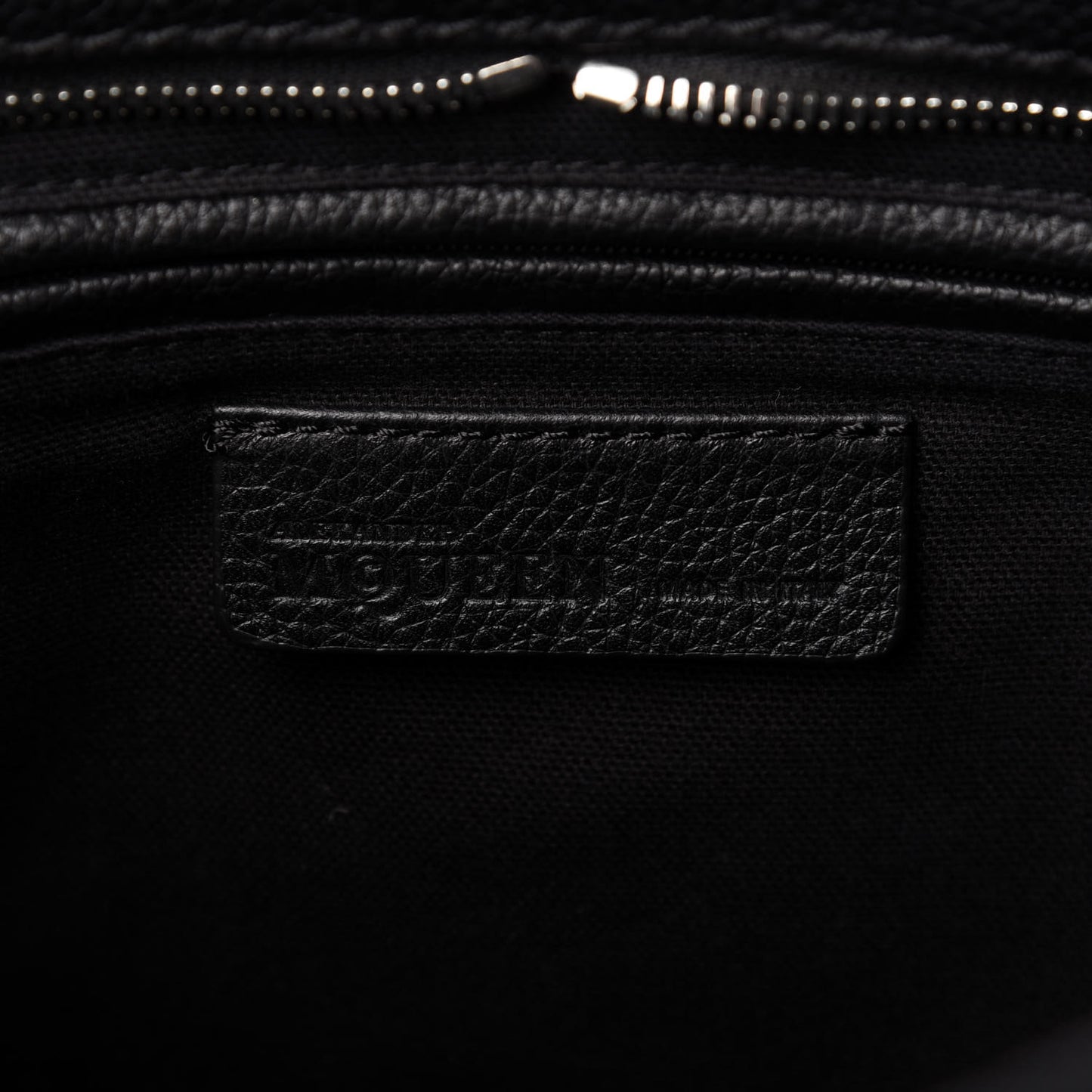 Pebbled Calfskin Snakeskin Small Skull Padlock Zip Around Tote Black