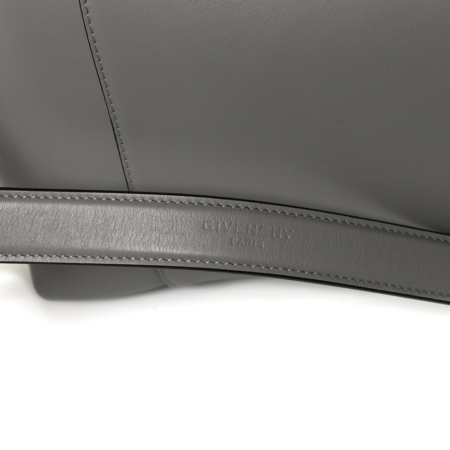 Soft Calfskin Medium Soft Antigona Pearl Grey