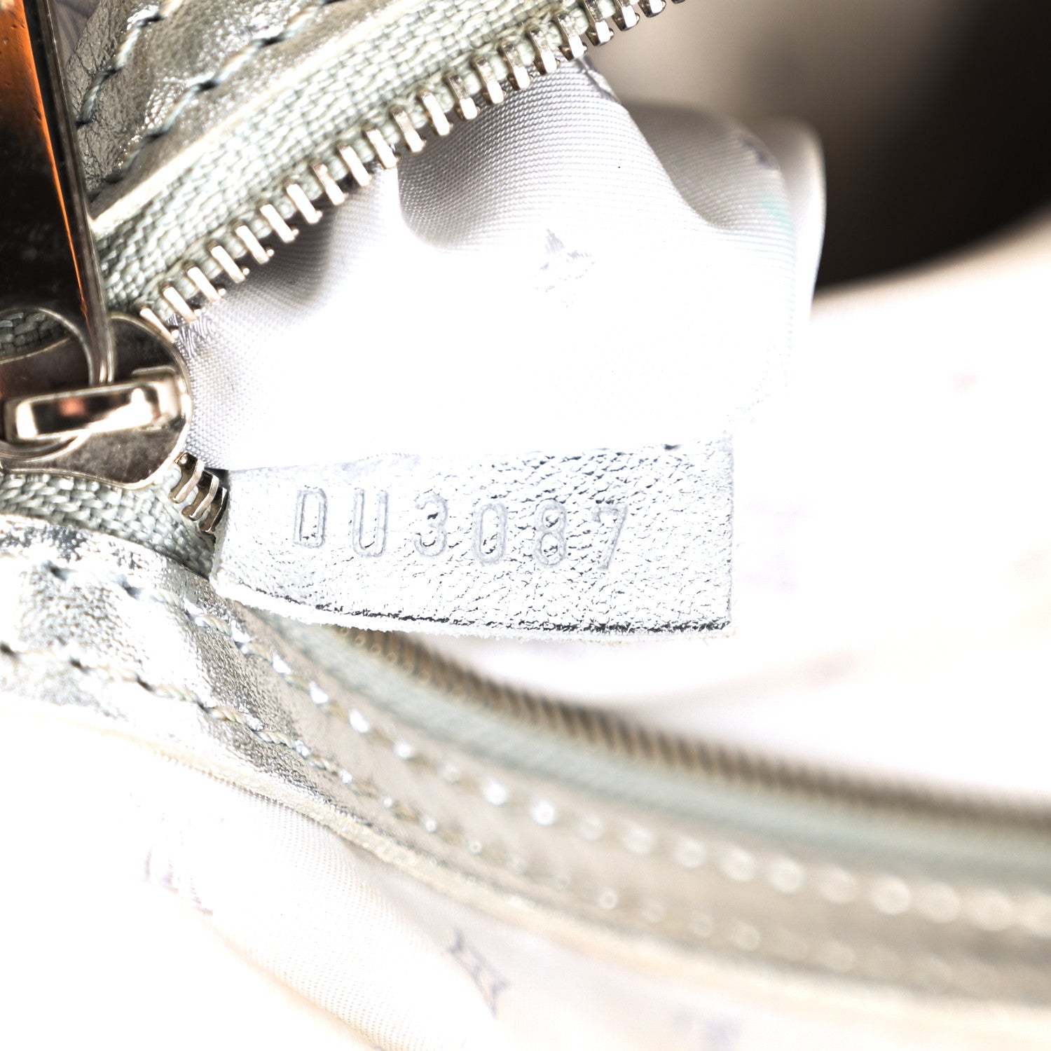 Louis Vuitton Suhali Lockit MM Silver 7 of 14