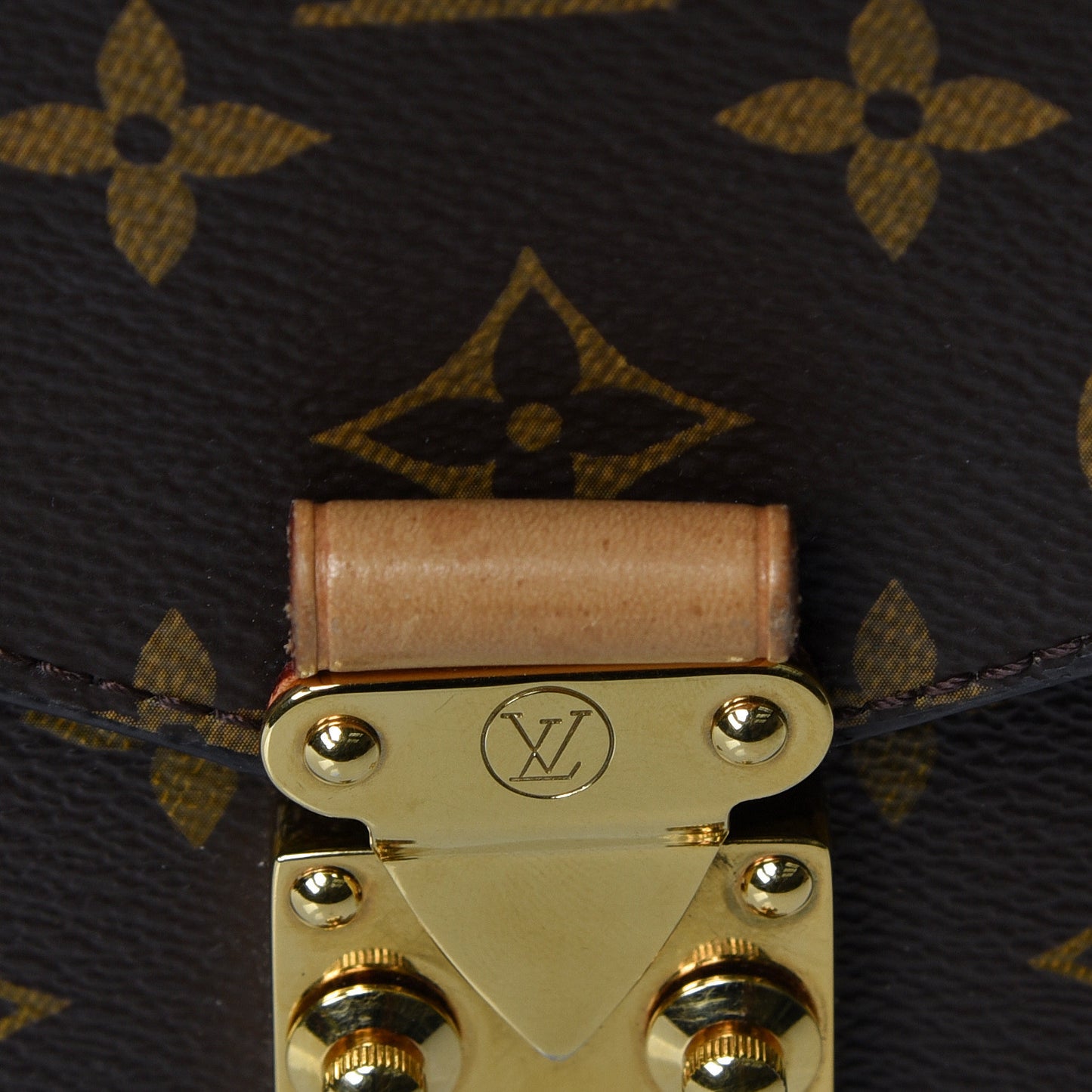 Monogram Pochette Metis