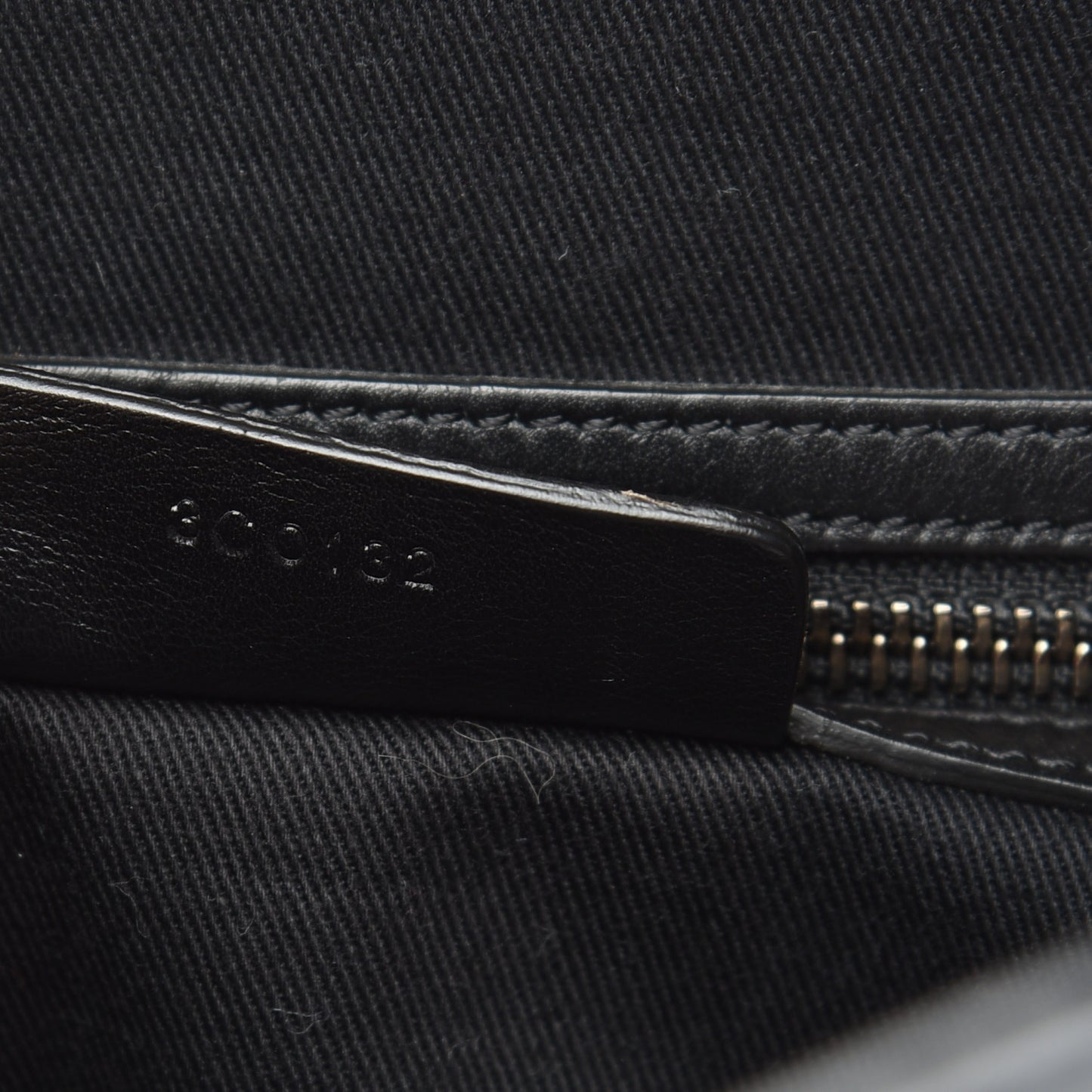 Shiny Lord Calfskin Medium Antigona Black