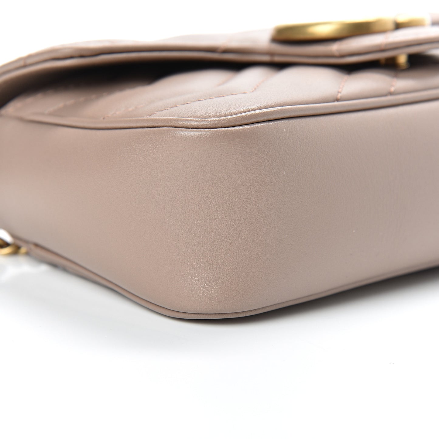 Calfskin Matelasse Super Mini GG Marmont Shoulder Bag Porcelain Rose