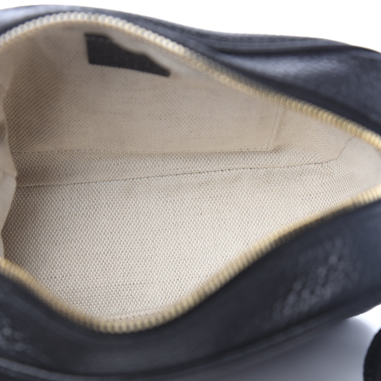 Gucci Pebbled Calfskin Small Soho Disco Bag Black 5 of 10