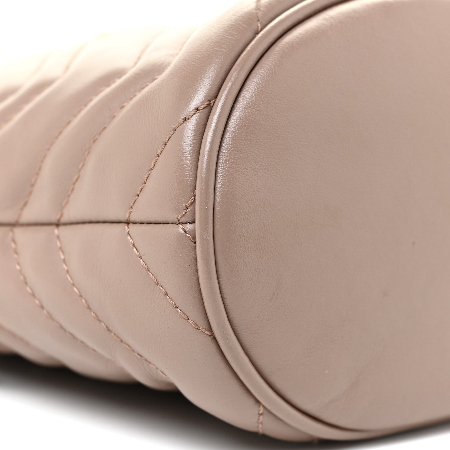 Calfskin Matelasse Mini GG Marmont 2.0 Bucket Bag Porcelain Rose