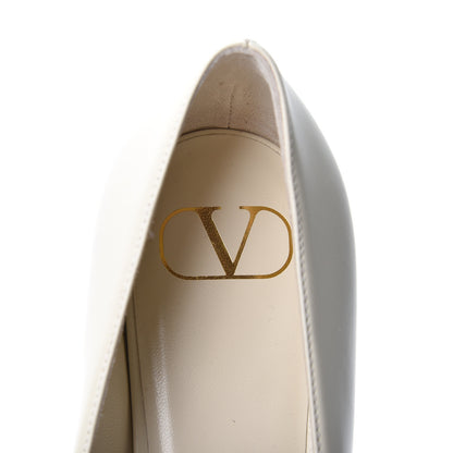 Valentino Garavani Nappa Vlogo Flats 37 Light Ivory 6 of 11
