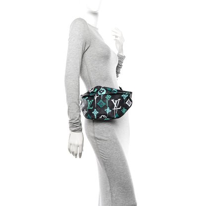 Louis Vuitton Monogram Eclipse LV Graffiti Discovery Bumbag Green Lights 2 of 11