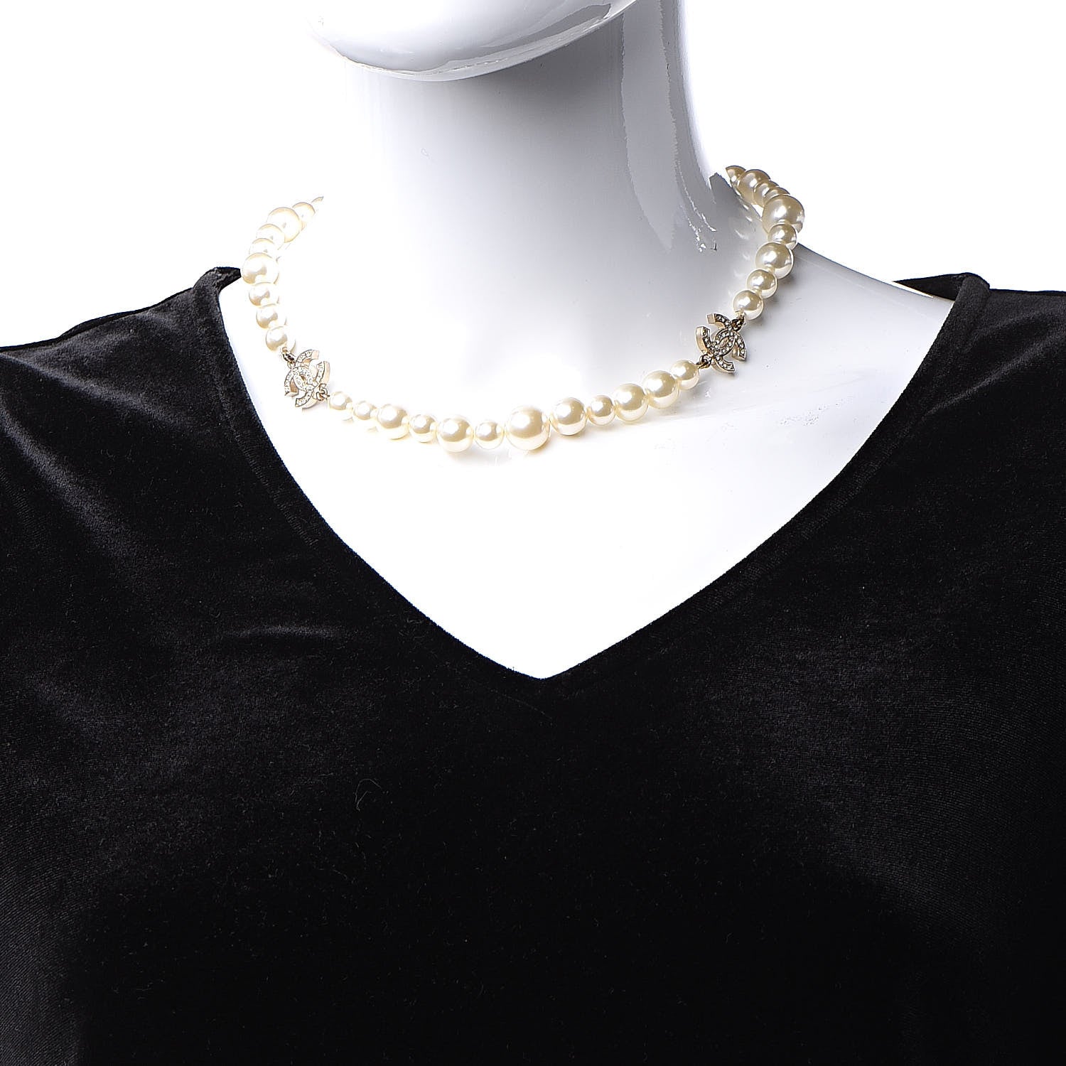 Chanel Crystal Pearl CC Short Necklace Gold 2 of 5