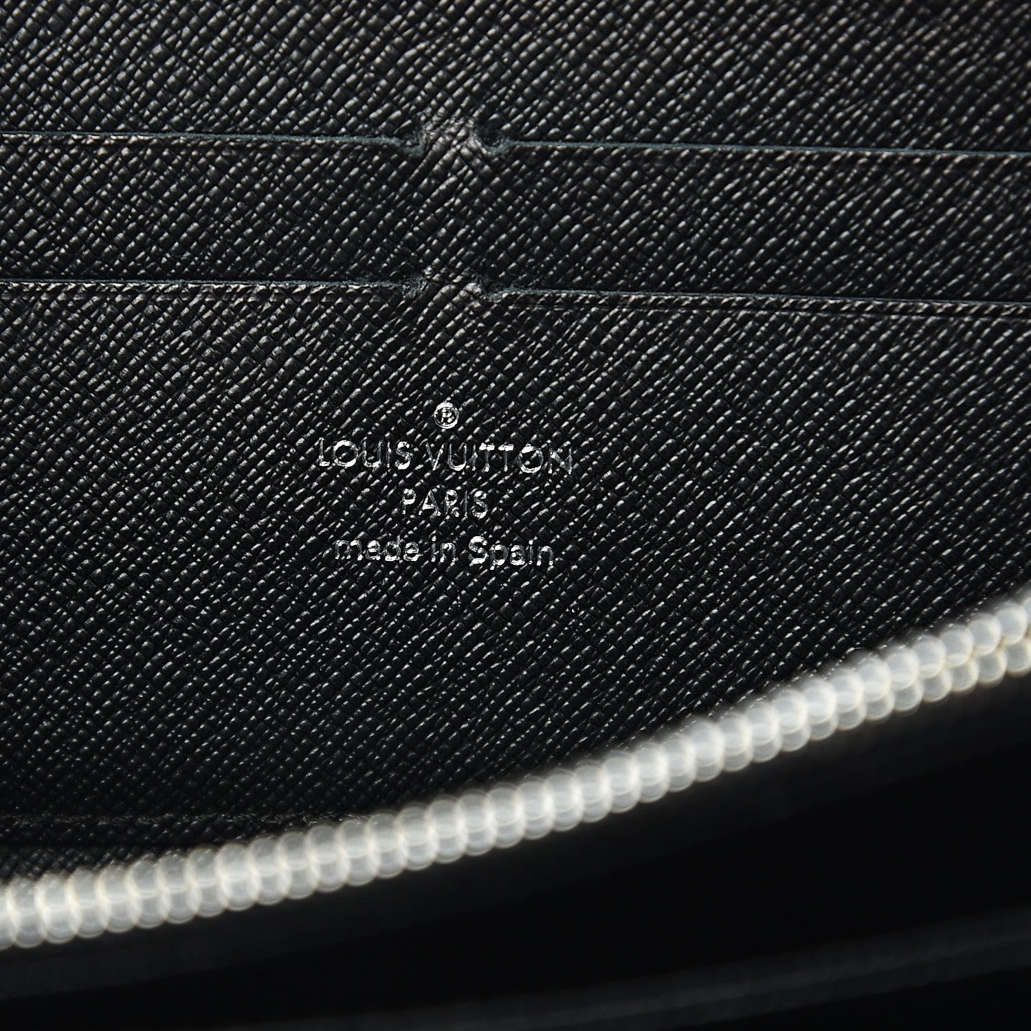 Louis Vuitton Epi Zippy Wallet Black 6 of 6