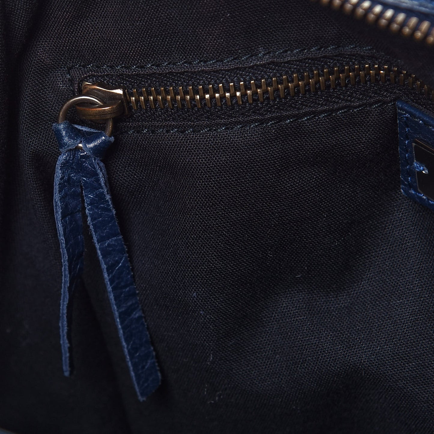Agneau Classic Hardware City Bleu Obscur
