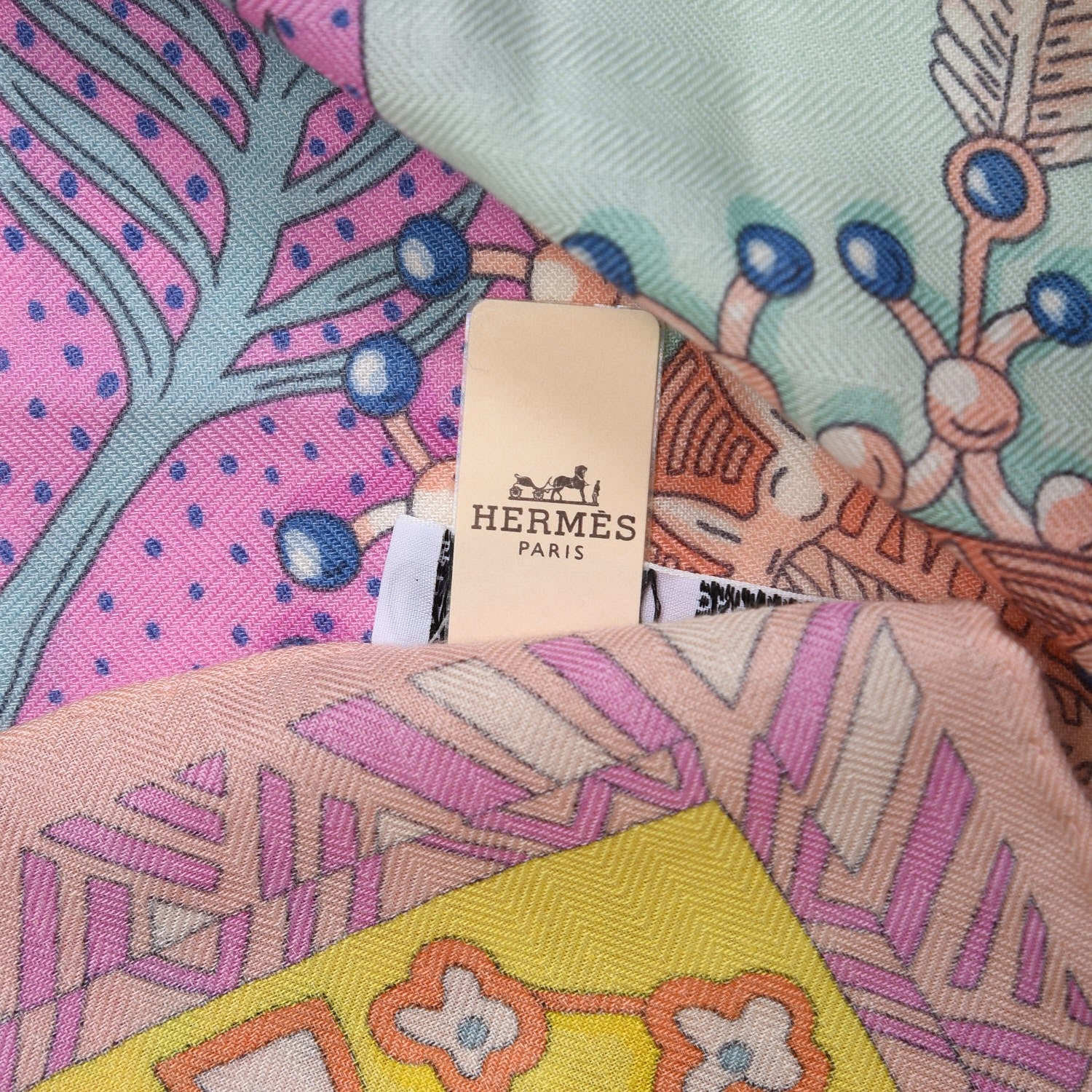 Hermes Cashmere Silk Zenobie Reine de Palmyre Shawl 140 Vert D Eau Rose Jaune Vif 5 of 7