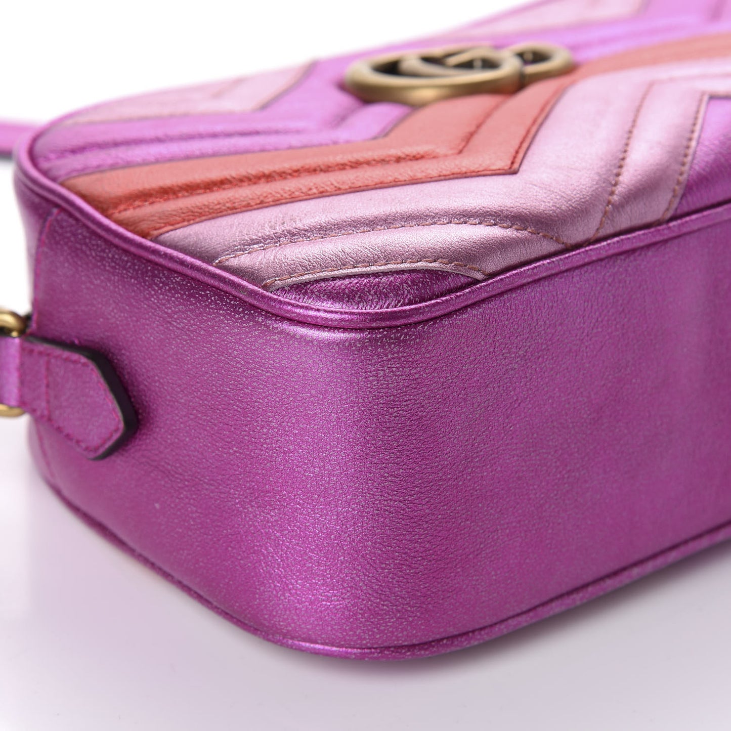 Laminated Nappa Matelasse Small GG Marmont Chain Shoulder Bag Fuxia Rosso Rosa
