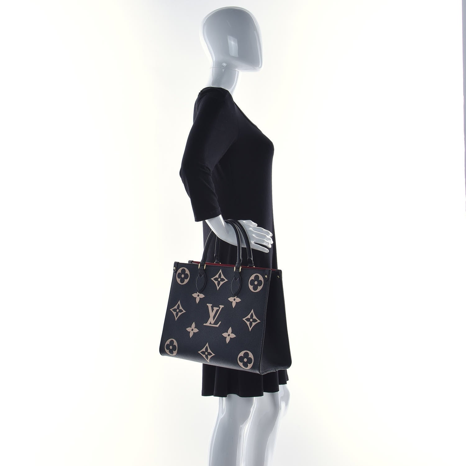 Louis Vuitton Empreinte Monogram Giant Onthego MM Black Beige 2 of 9
