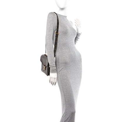 Louis Vuitton Monogram Pochette Metis 2 of 12