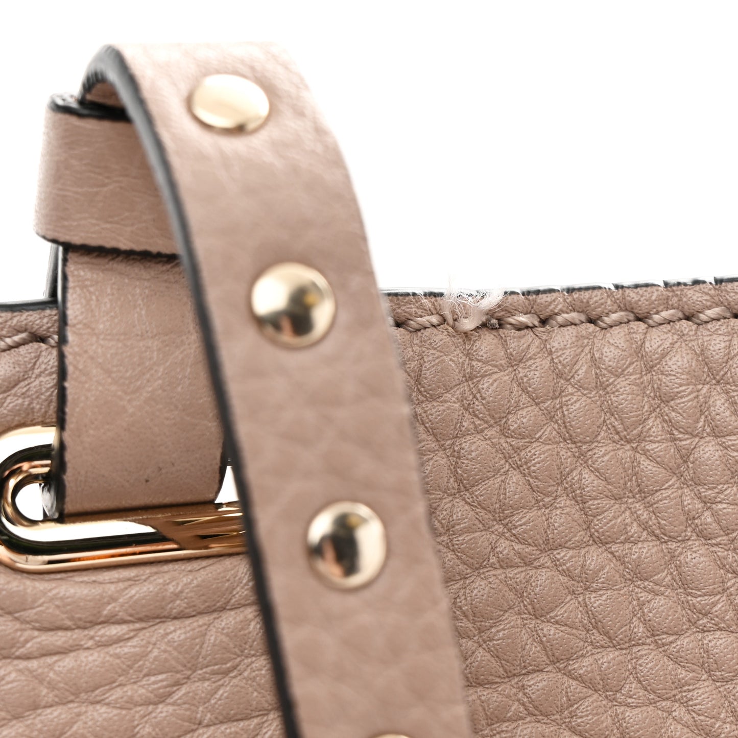 Pebbled Calfskin Medium Rockstud Tote Poudre