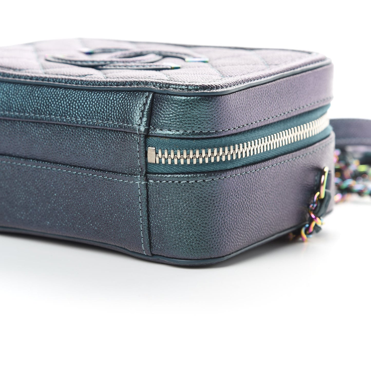 Iridescent Caviar Quilted Small CC Filigree Vanity Case Dark Turquoise