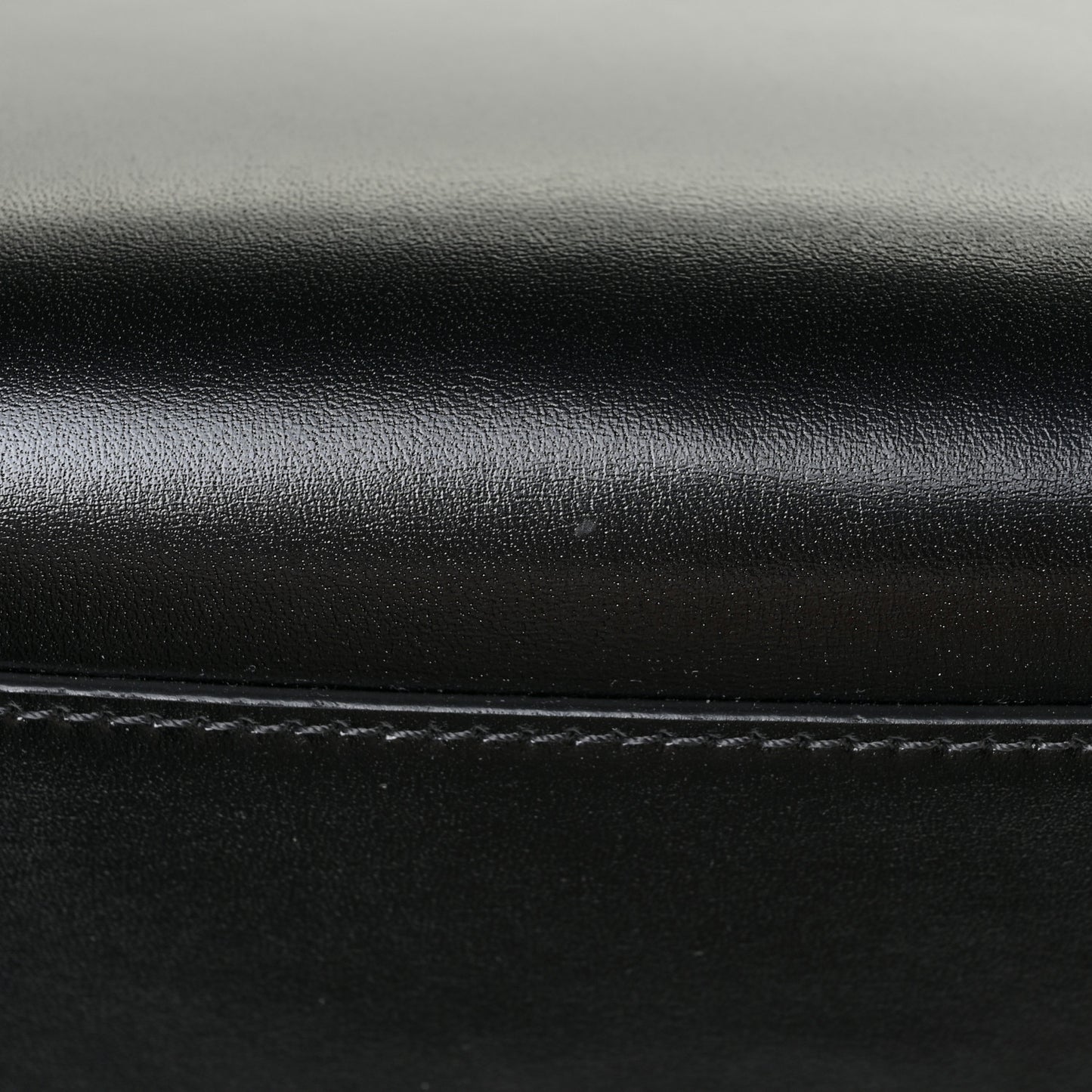 Shiny Lord Calfskin Small Antigona Black