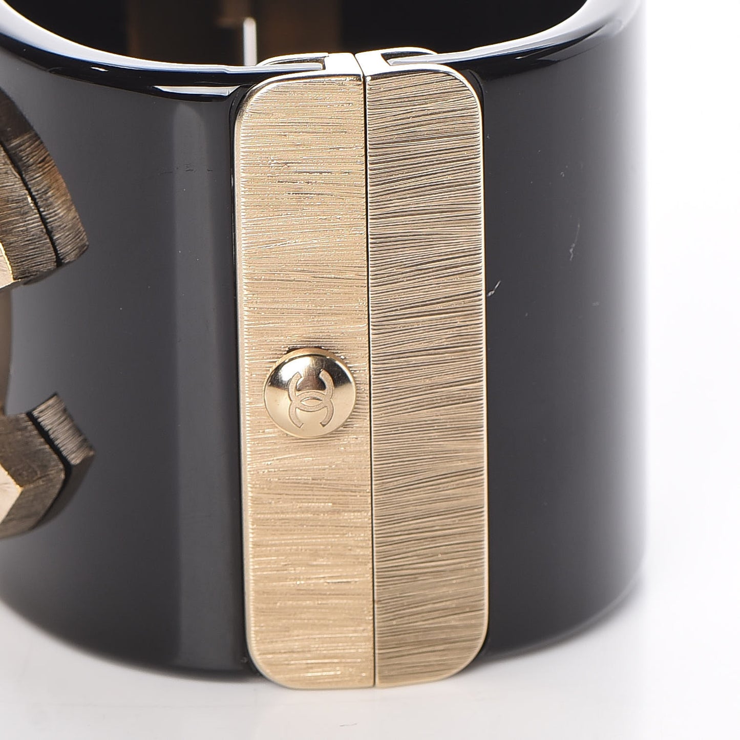 Resin Quilted CC Cuff Black Gold