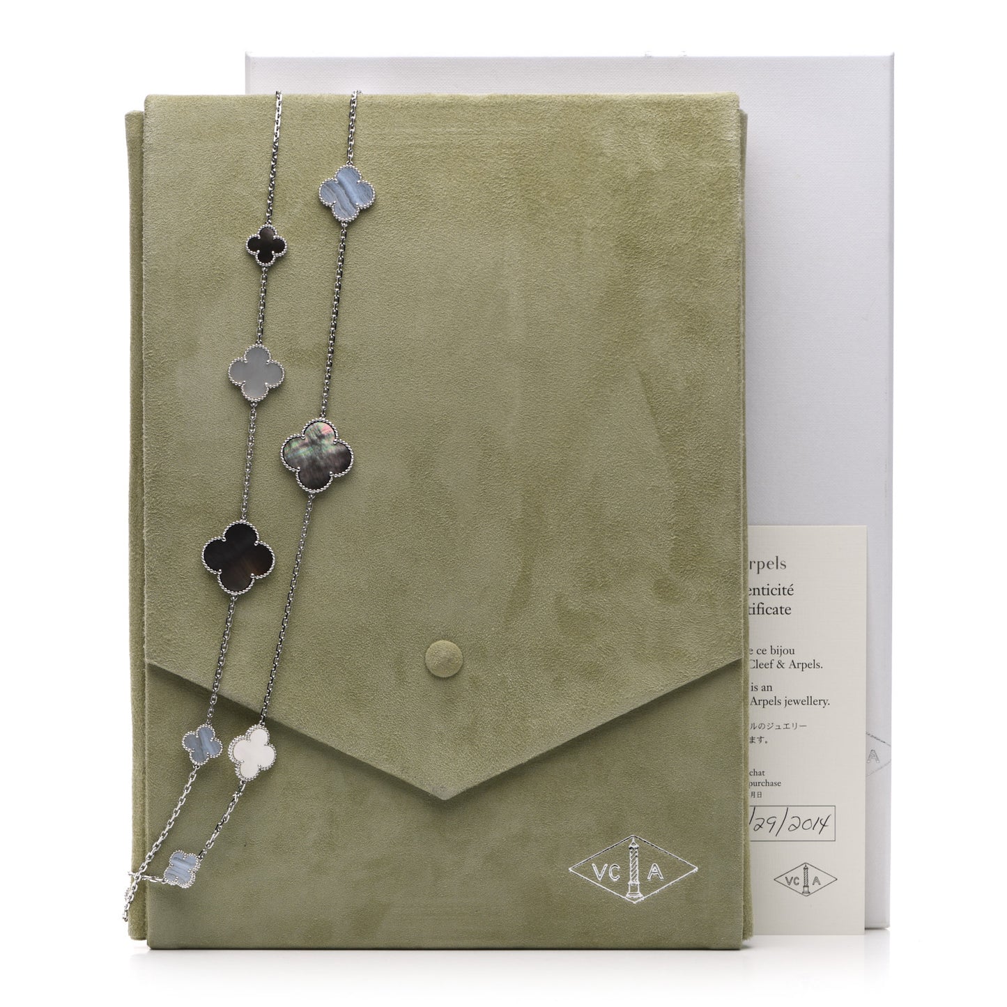 18K White Gold Mother of Pearl Chalcedony 16 Motifs Magic Alhambra Necklace