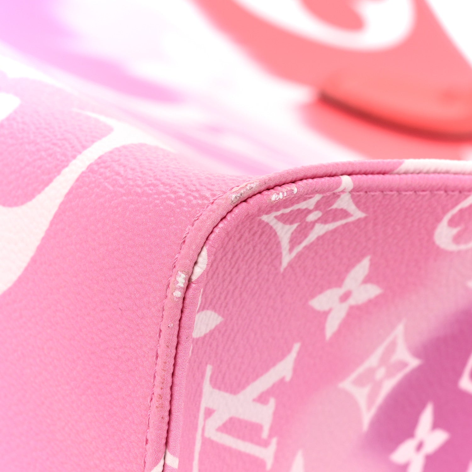 Louis Vuitton Monogram Escale Onthego GM Rouge 7 of 14