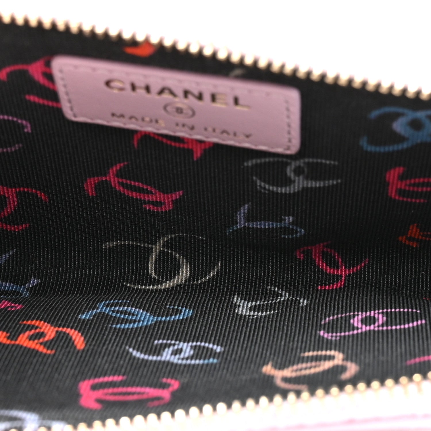 Chanel Caviar Quilted CC Zip Around Card Holder Light Purple 5 of 12