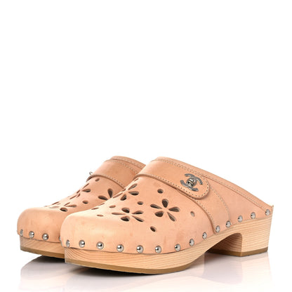 Chanel Calfskin Cut Out CC Turn Lock Clogs 39 Beige 3 of 7