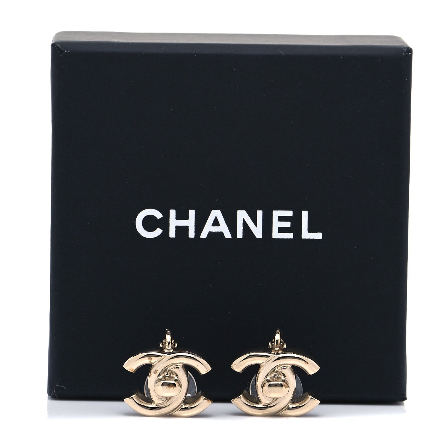 Chanel Metal CC Turnlock Clip On Earrings Gold 6 of 6