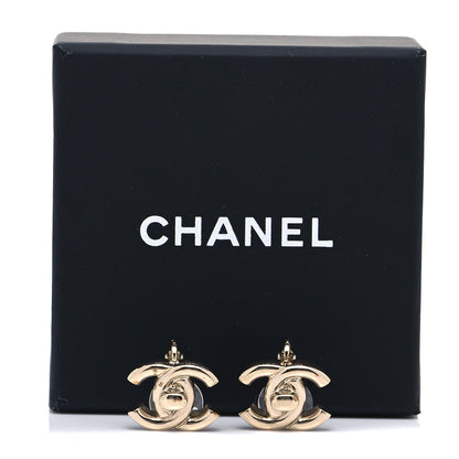 Chanel Metal CC Turnlock Clip On Earrings Gold 6 of 6