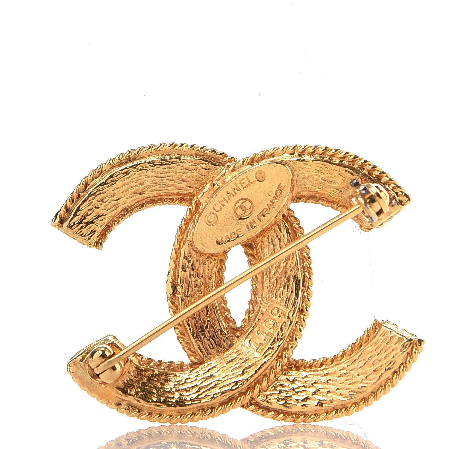 Chanel CC Small Brooch Gold 4 of 4