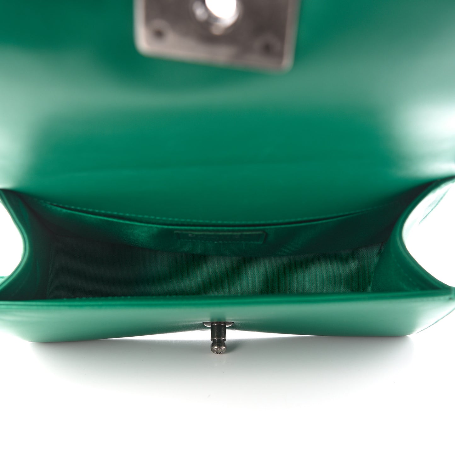 Calfskin Quilted Medium Boy Flap Green